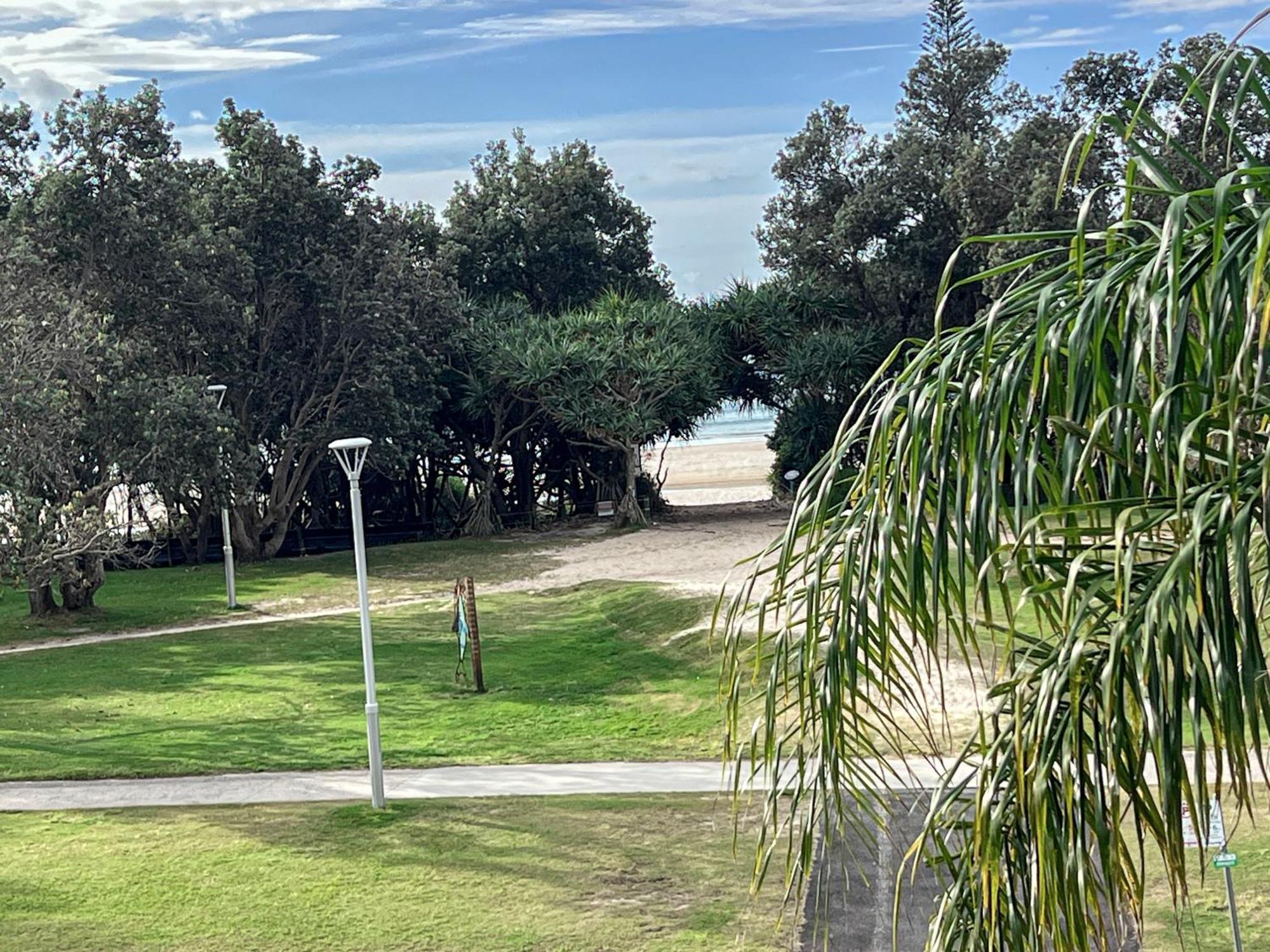 Byron Pacific Apartments - On Clarkes Beach Μπάιρον Μπέι Εξωτερικό φωτογραφία